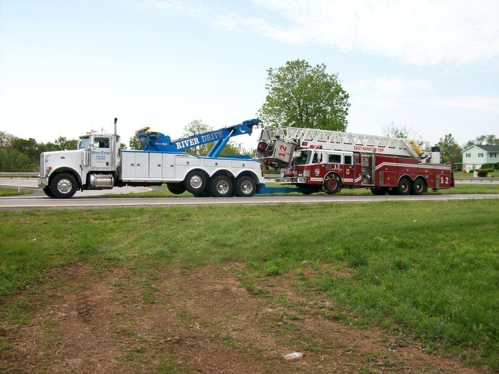 2023 firetruck tow